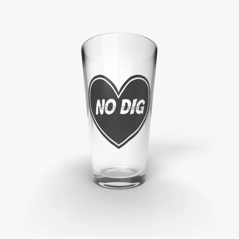 No Dig - Black Heart Pint Glass